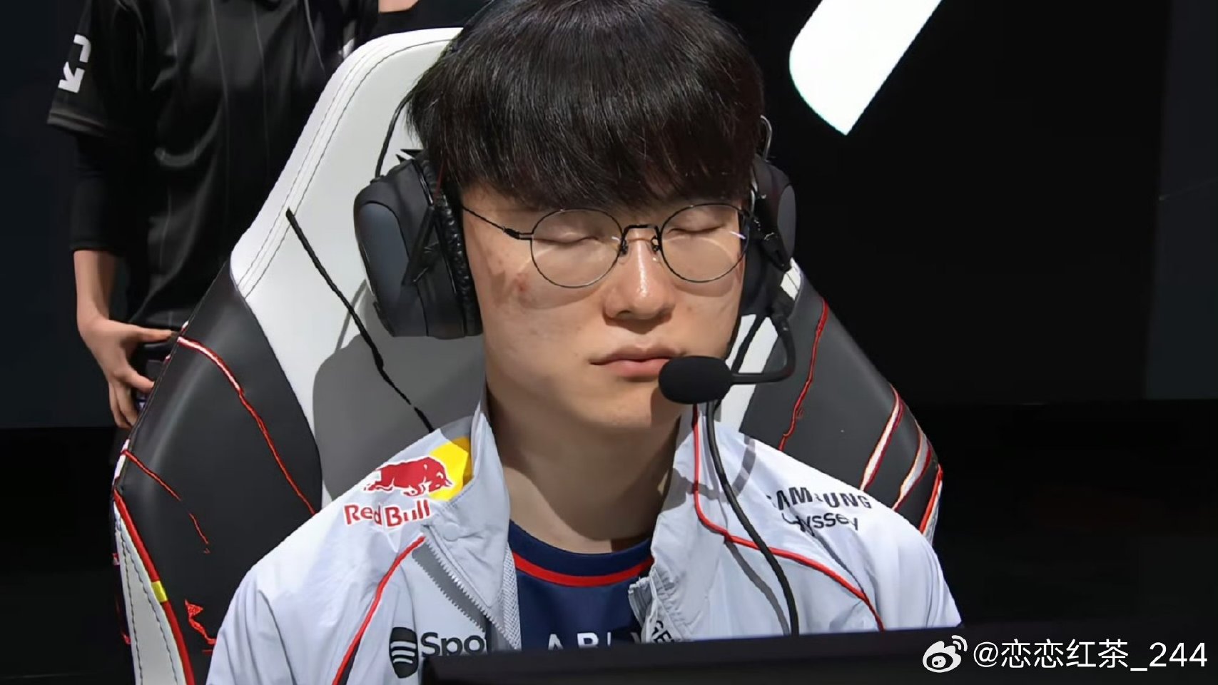 Jiejie回归登峰组,选手方更正流言
